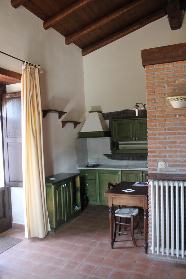 Le Cisterne Dell'Etna Hotel Calcerana-Marina Buitenkant foto